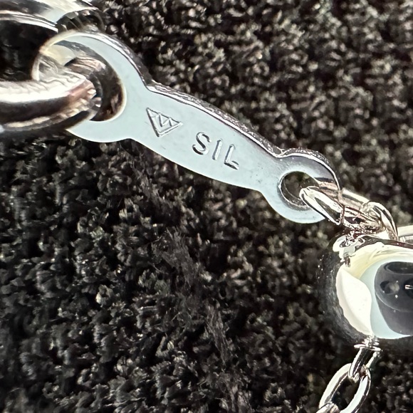 Authentic Mikimoto Cross with Pearl sterling silver .925 Necklace - Picture 5 of 9